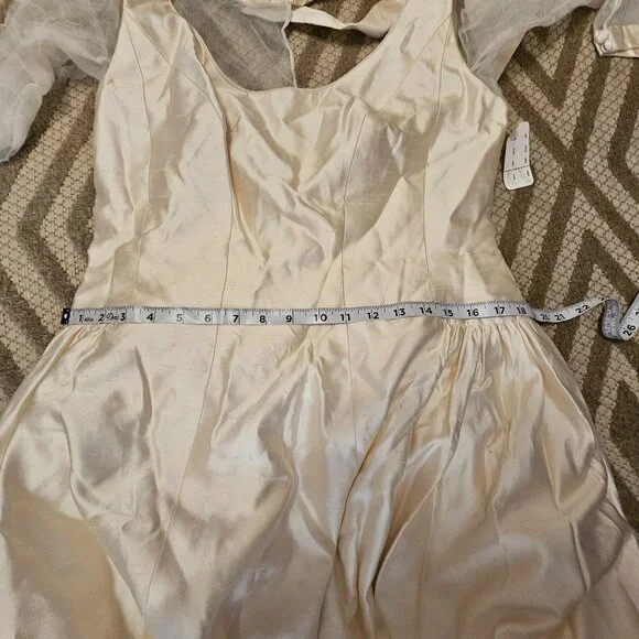 Peter Langer Beige Satin Wedding Dress 10/12 - Picture 9 of 11